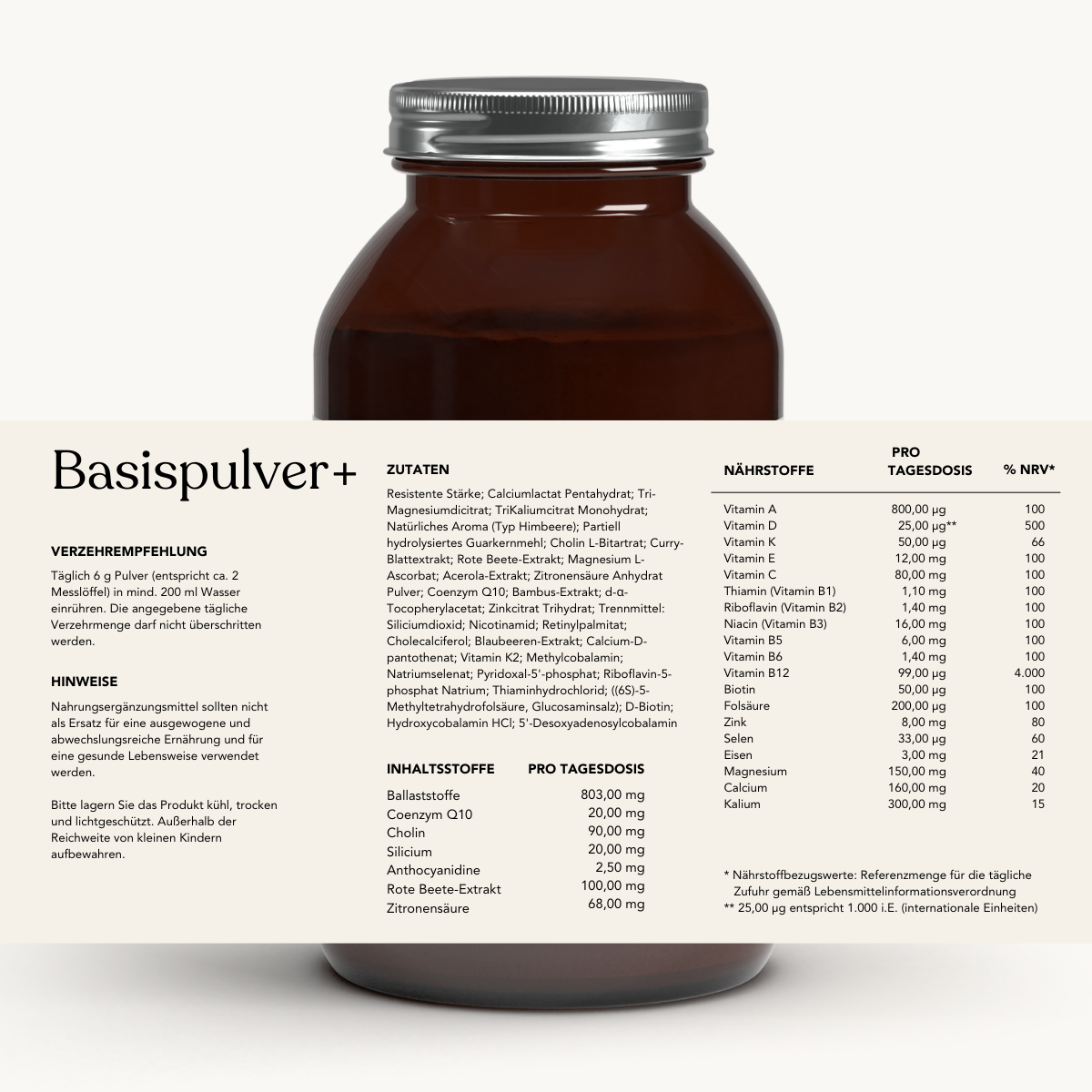 Braunes Glas mit weißem Etikett für das vegane Nahrungsergänzungsmittel ALL IN ONE - Basispulver von Liebscher & Bracht. Das Etikett enthält Angaben zu Vitaminen, Eisen, Inhaltsstoffen, Nährwerten, Dosierung und täglichem Vitamin-/Mineralstoffgehalt.