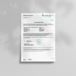 Ein formeller Brief auf AGROLAB-Briefpapier steht aufrecht auf einem hellgrauen Hintergrund. Mit dem Liebscher & Bracht-Logo, deutschem Text über Q10+ für 2 Monate für optimale Energie, mit zwei Unterschriften und einem blauen Rundstempel.