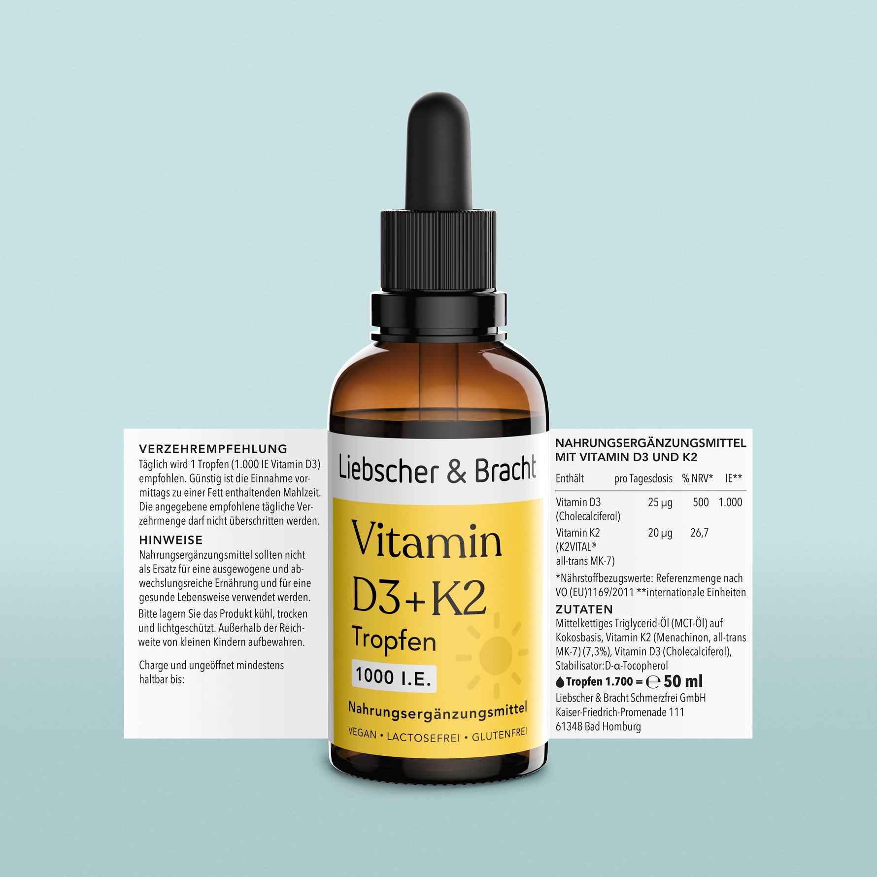 Eine braune Glastropfflasche mit der Aufschrift Liebscher & Bracht Vitamin D3+K2VITAL® Tropfen steht vor deutschen Nahrungsergänzungsdaten und Text auf hellblauem Hintergrund.