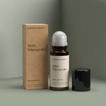 Ein brauner Karton mit der Aufschrift Liebscher & Bracht MSM Wärmeroller steht neben einem passenden Roll-on-Fläschchen, das als wärmender und pflegender Roll-on mit natürlichen Inhaltsstoffen für Nacken, Schultern und Rücken beschrieben wird.