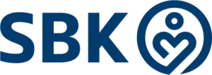 Blaues SBK-Logo mit fetten Buchstaben SBK neben einem kreisförmigen Symbol, das eine stilisierte Figur mit einer Herzform in der Mitte enthält.